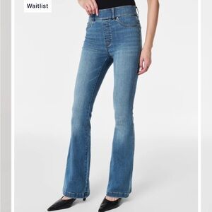 Bootcut Spanx 70’s flare Petite size Small jeans.